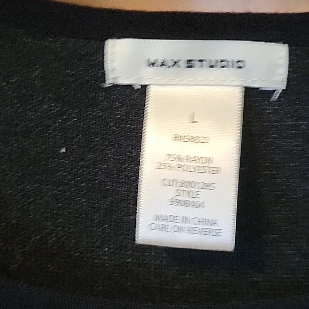 Max Studio knit body con dress, size L - Picture 3 of 3